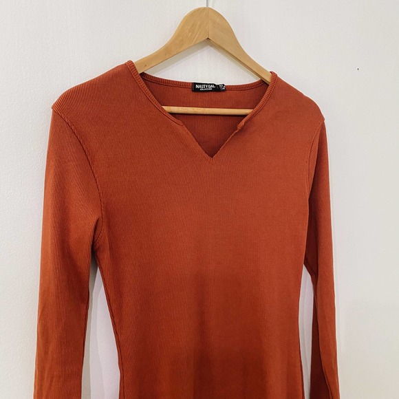 Rust Ribbed Long Sleeve BodyCon Dress - Picture 4 of 11